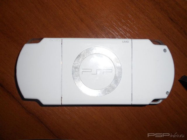 PSP 2000 ! 7D - -085v1