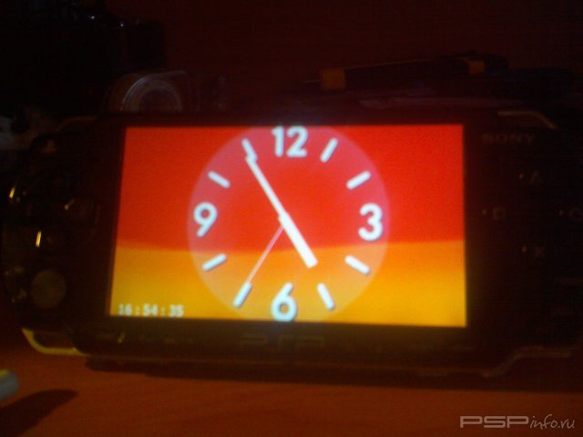 Часы от PSPGo на обычной PSP