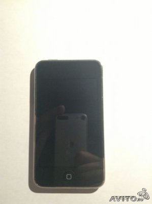 iPod touch 4g 32gb.  . 