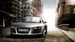 audi-r8-in-city